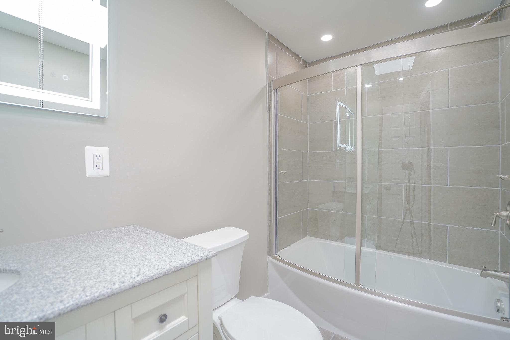 4209 Lawnside Road Philadelphia, PA 19154 - Photo 23 of 49 Gallery Image 23