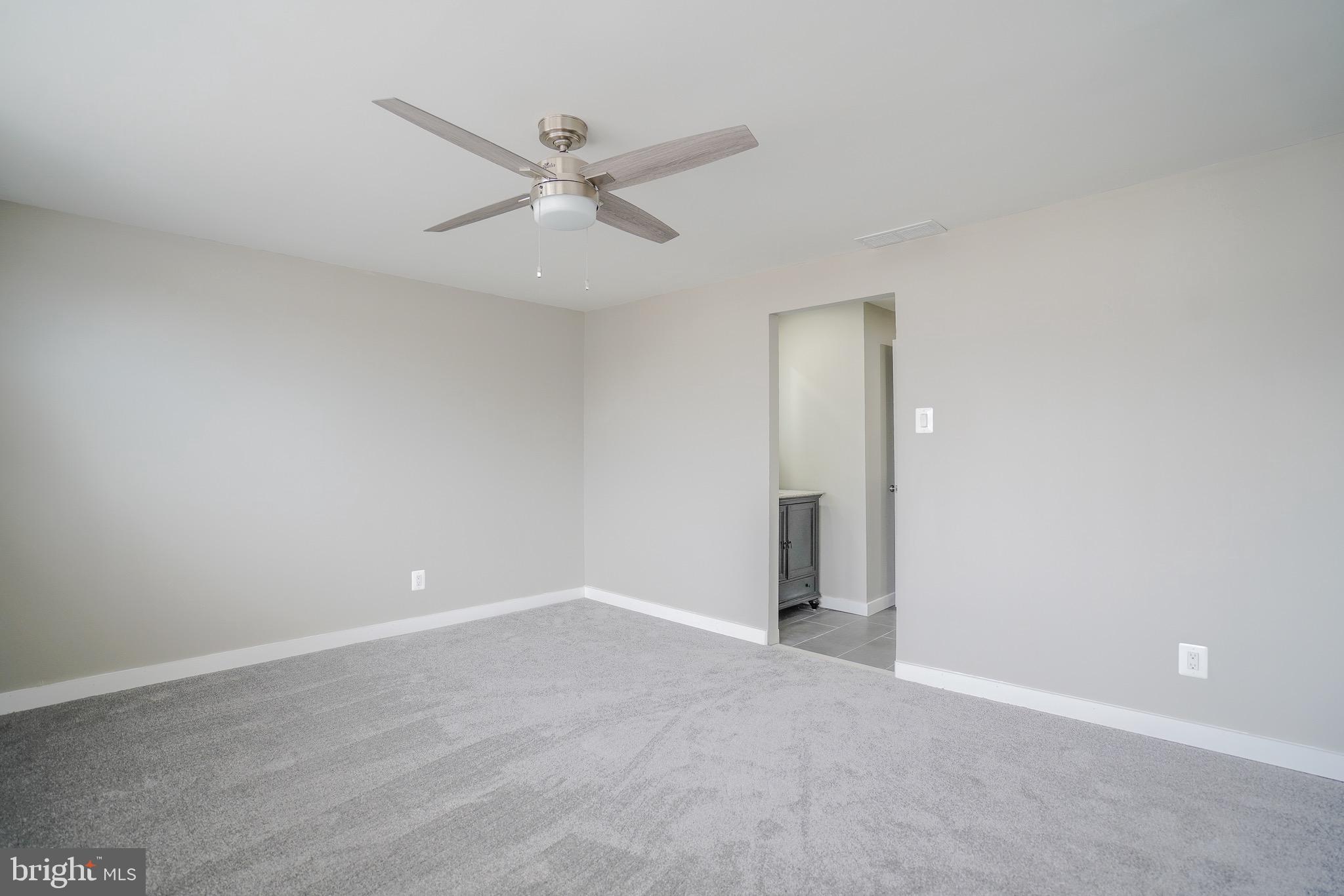 4209 Lawnside Road Philadelphia, PA 19154 - Photo 32 of 49 Gallery Image 32