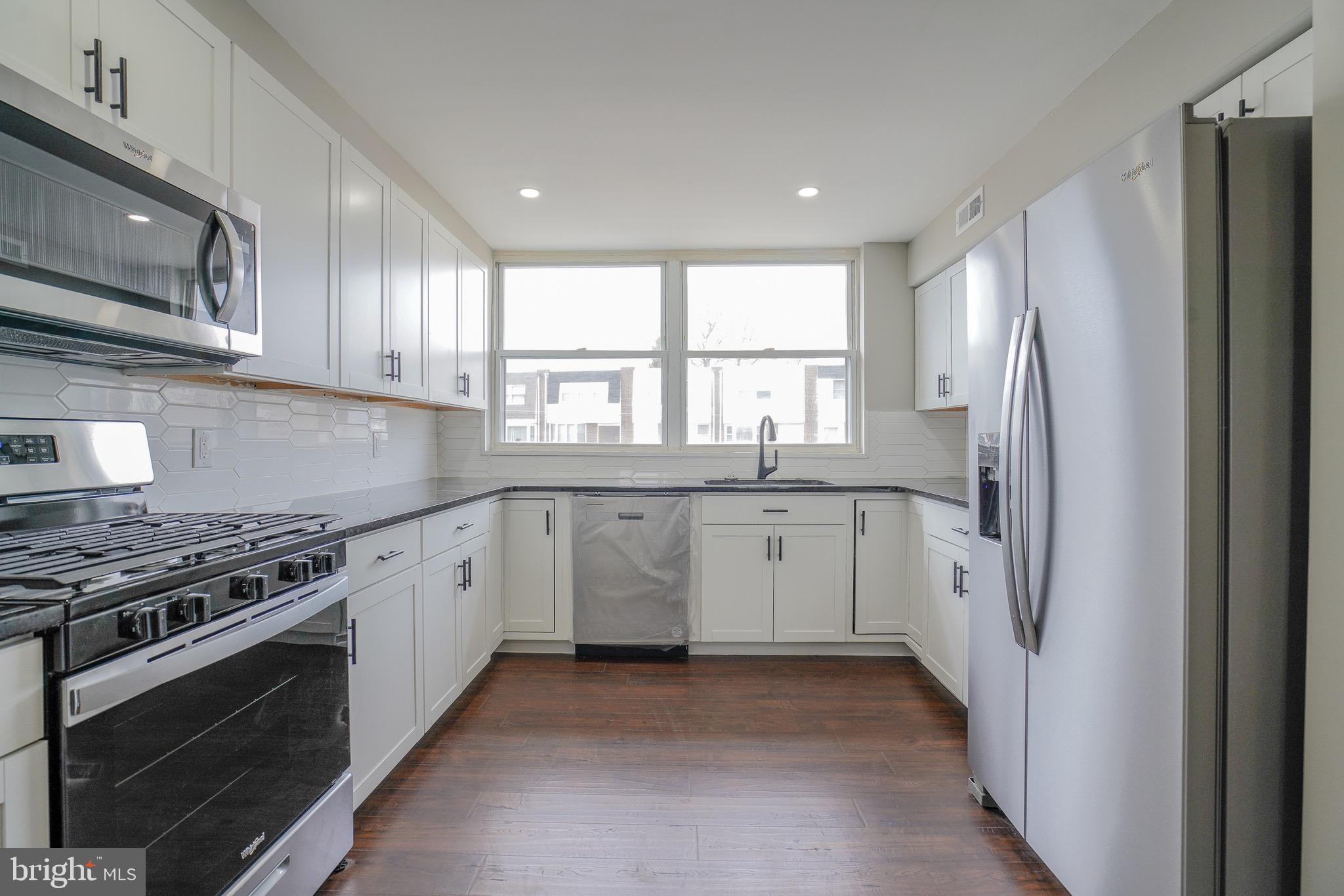 4209 Lawnside Road Philadelphia, PA 19154 - Photo 6 of 49 Gallery Image 6
