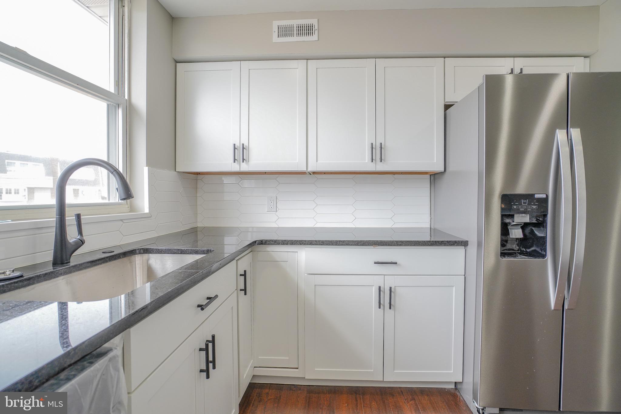 4209 Lawnside Road Philadelphia, PA 19154 - Photo 8 of 49 Gallery Image 8