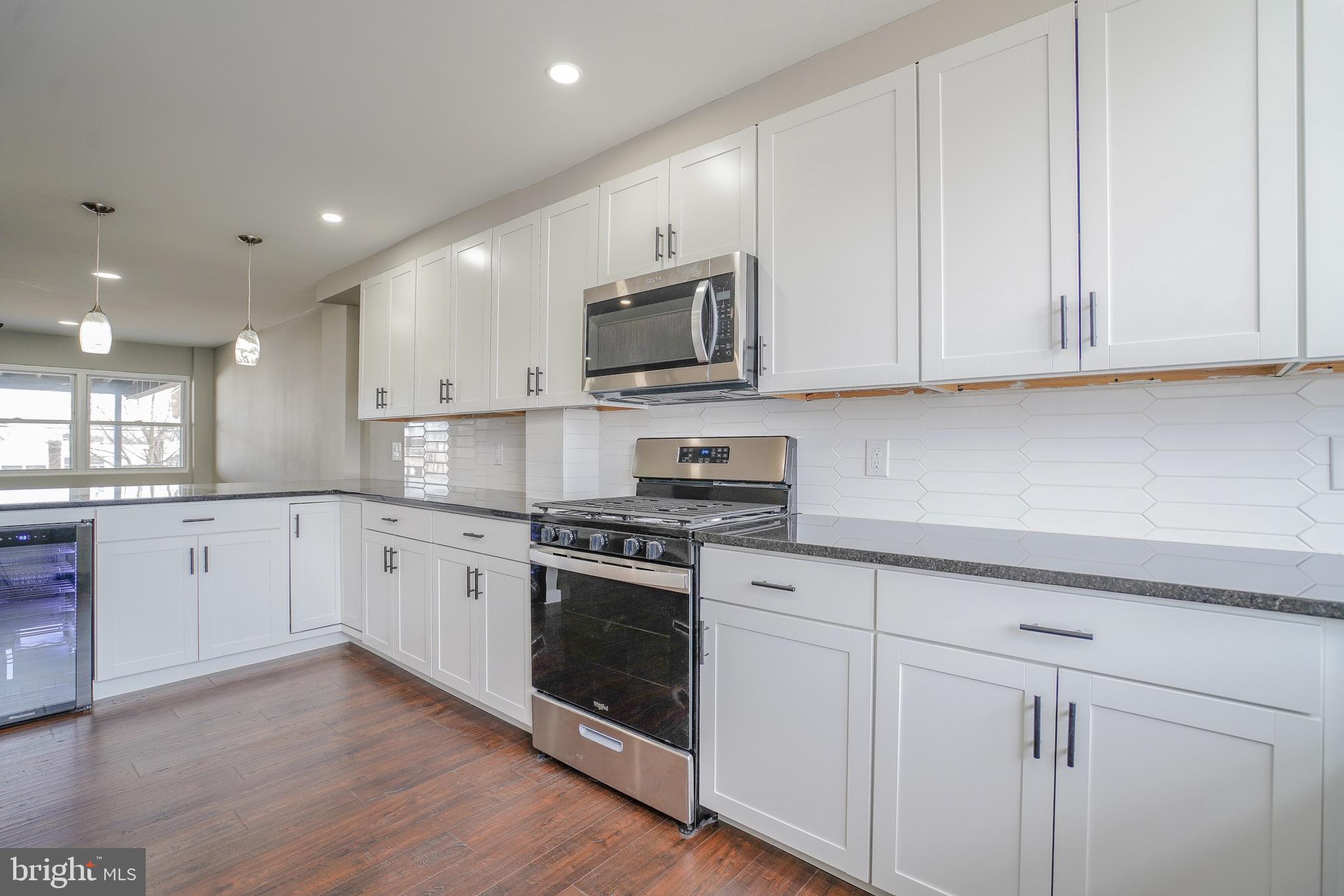 4209 Lawnside Road Philadelphia, PA 19154 - Photo 10 of 49 Gallery Image 10