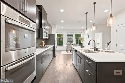 $824,999 | 22311 Tees Terrace, Ashburn, VA 20148