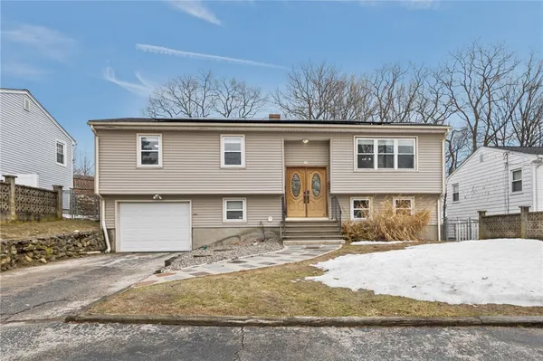 $475,000 | 46 Harrison Street, Johnston, RI 02919