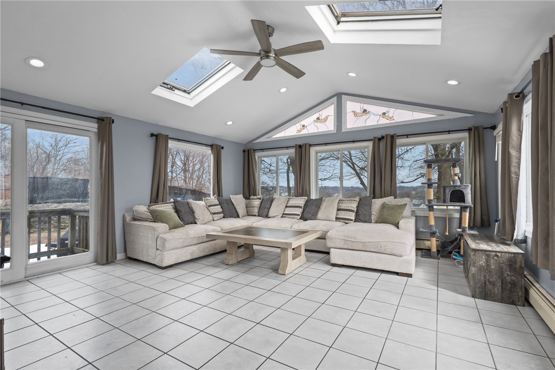 46 Harrison Street Johnston, RI 02919 - Photo 13 of 36