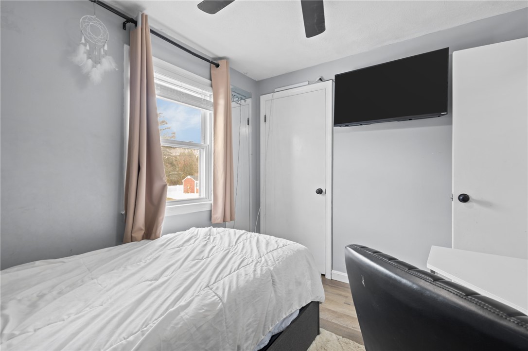 46 Harrison Street Johnston, RI 02919 - Photo 22 of 36