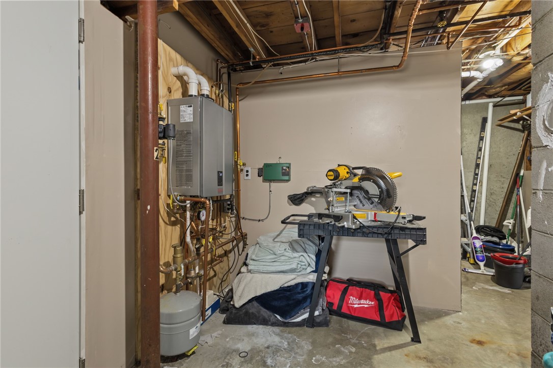 46 Harrison Street Johnston, RI 02919 - Photo 33 of 36