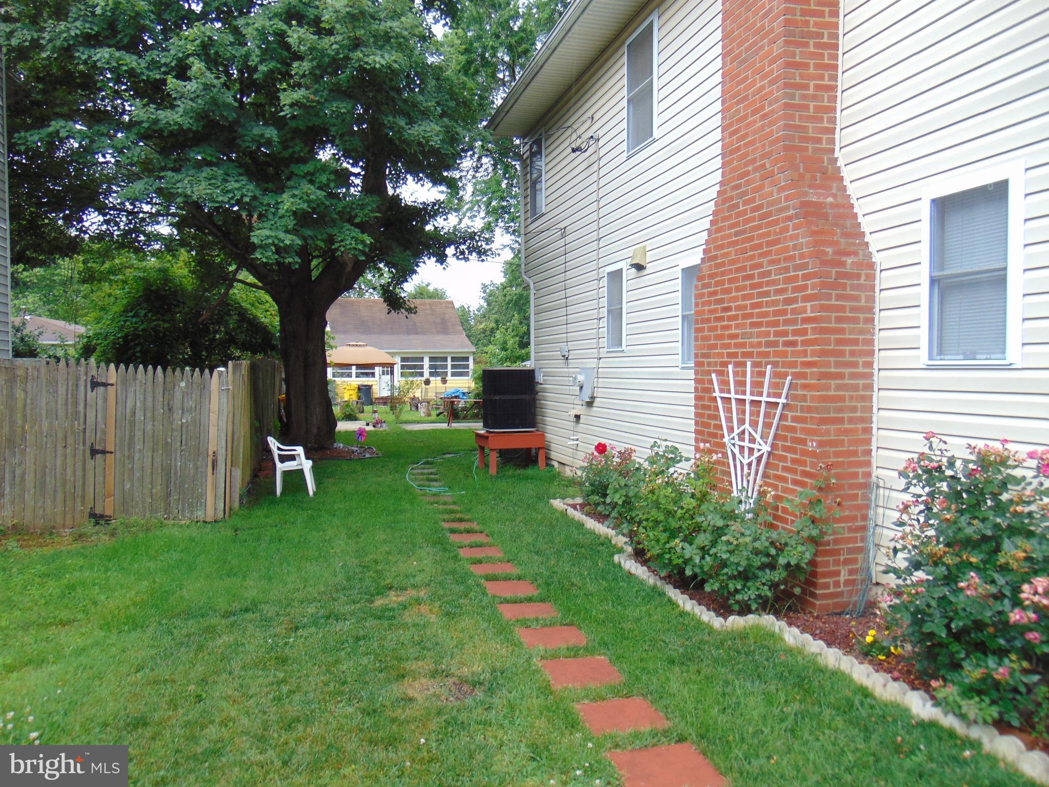 1523 Robinson Road Shady Side, MD 20764 - Photo 2 of 28 Exterior (General)