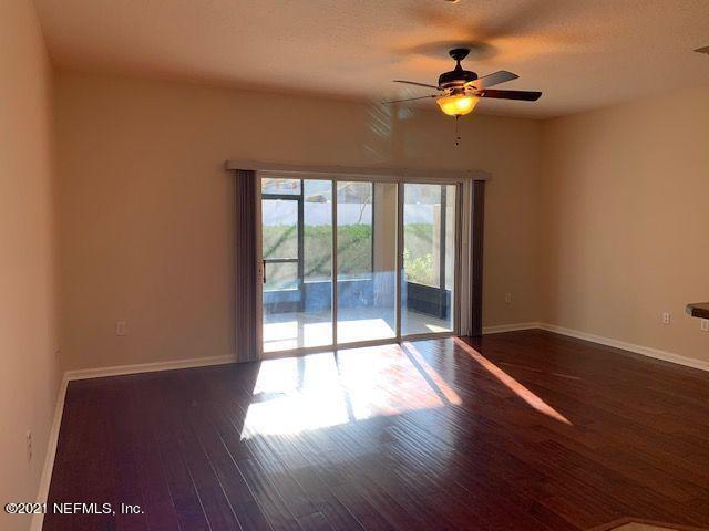 13355 Solar Drive Jacksonville, FL 32258 - Photo 8 of 23 Living Room