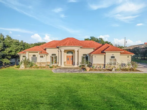 $795,000 | 60 Windy Acres Road, Brenham, TX 77833