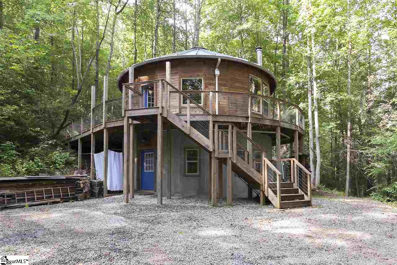 39 Lucille Smith Road Marietta, SC 29661 - Photo 1 of 20 Gallery Image 1