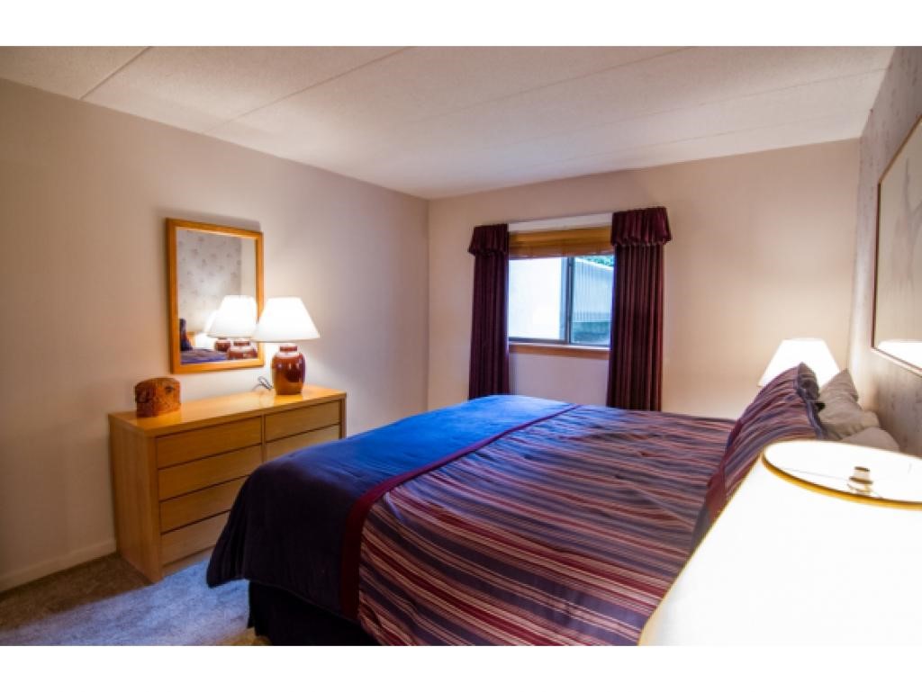 205 Old Mill Road, Unit C3 Killington, VT 05751 - Photo 14 of 22 Gallery Image 14