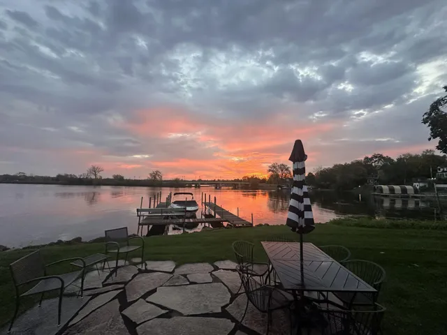 $7,000 | 17500 County Road 101, Minnetonka, MN 55391