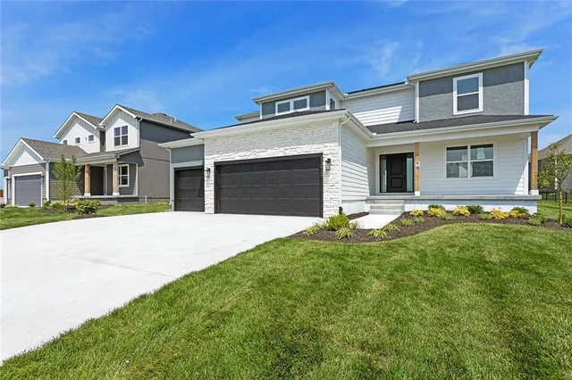 $624,950 | 13424 West 178th Street, Overland Park, KS 66013