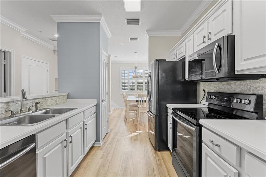 5627 Red Snapper Court New Port Richey, FL 34652 - Photo 18 of 54