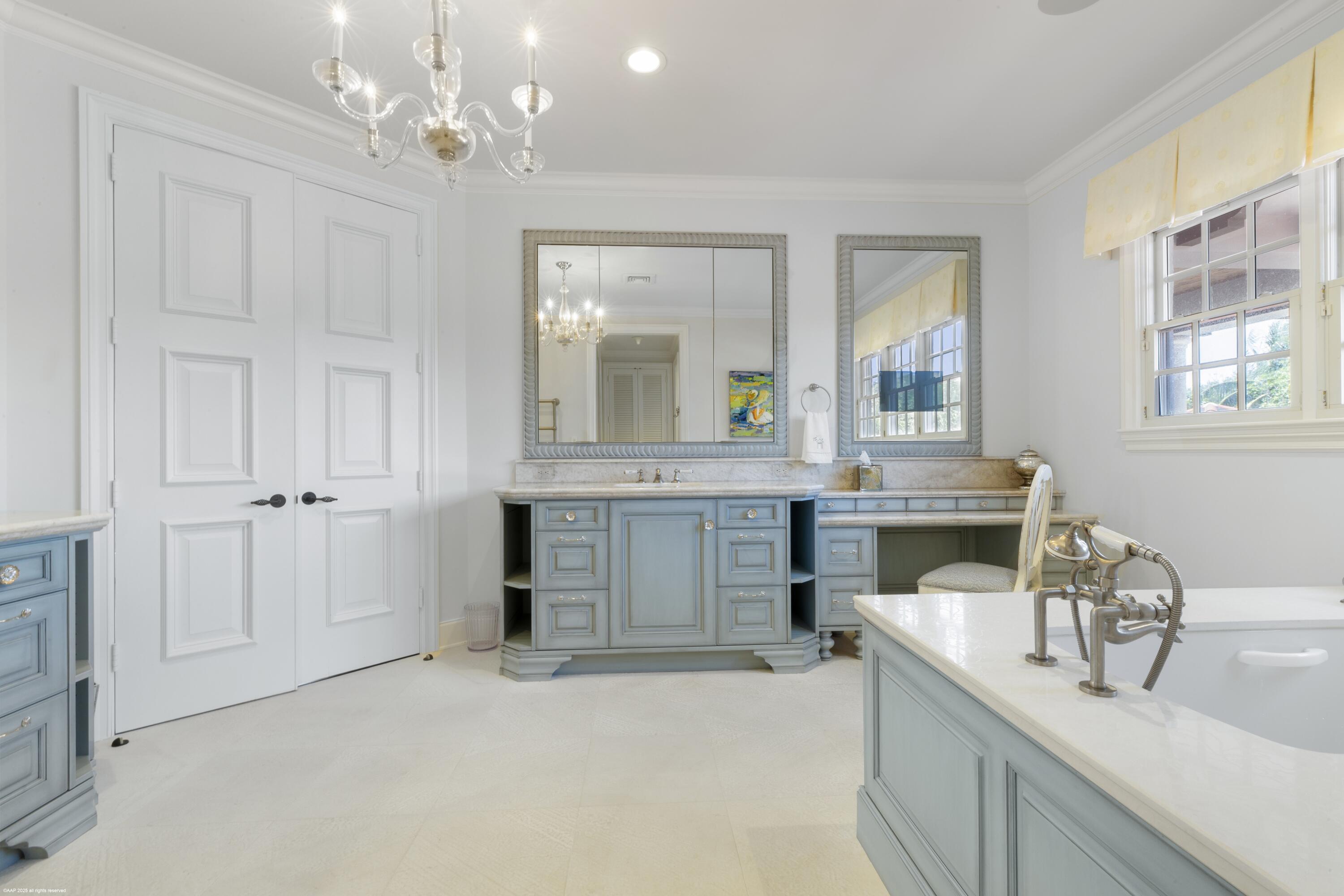 398 South Beach Road Jupiter Island, FL 33455 - Photo 31 of 94 398 South Beach Rd 045
