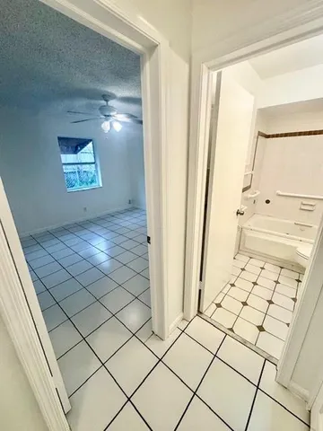 $3,600 | 1134 Pinetree Drive, Lantana, FL 33462