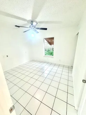 $3,600 | 1134 Pinetree Drive, Lantana, FL 33462