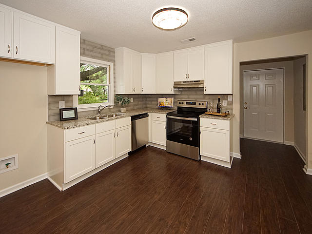 1213 Stratford Road Hanahan, SC 29410 - Photo 16 of 30 17