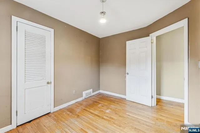 $610,000 | 39-02 Taylor Road, Fair Lawn, NJ 07410