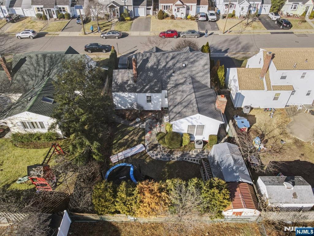 39-02 Taylor Road Fair Lawn, NJ 07410 - Photo 23 of 32