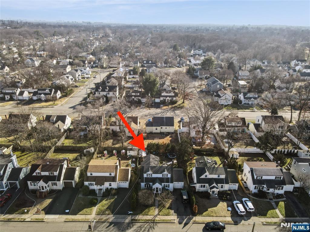 39-02 Taylor Road Fair Lawn, NJ 07410 - Photo 25 of 32