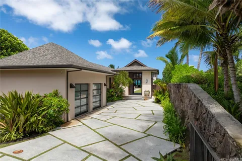 $8,300,000 | 56-201 Kamehameha Highway, Kahuku, HI 96731