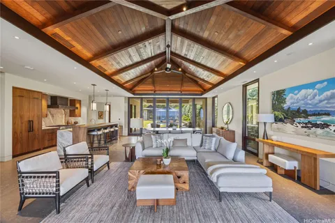 $8,300,000 | 56-201 Kamehameha Highway, Kahuku, HI 96731