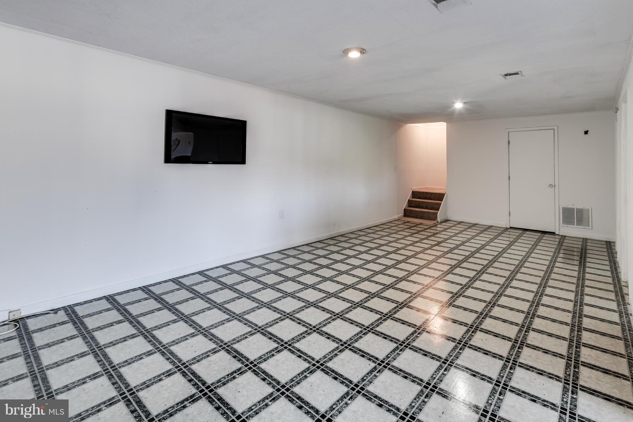 10445 Sweepstakes Road Damascus, MD 20872 - Photo 25 of 30 Basement