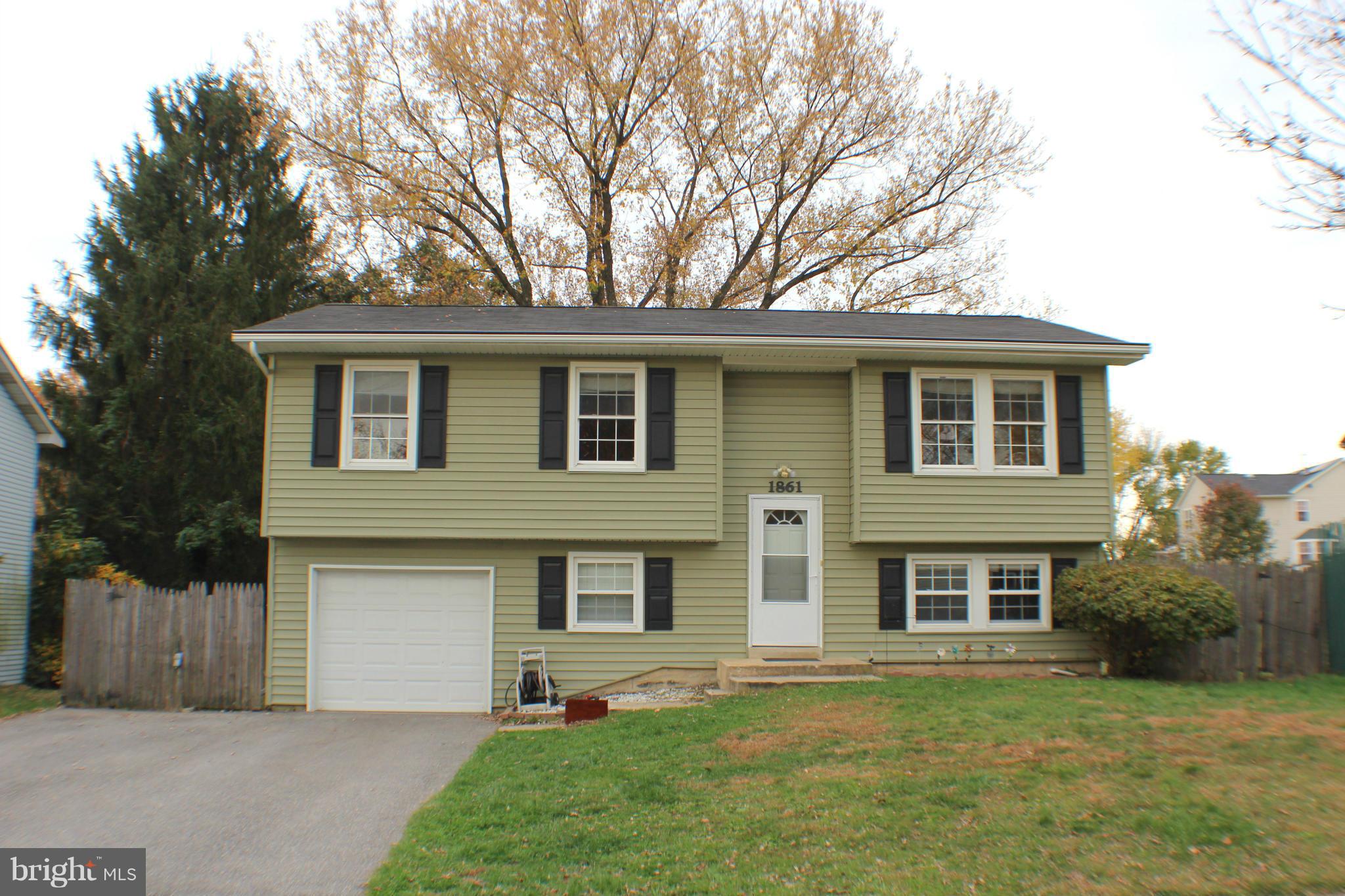 1861 Montreal Road Severn, MD 21144 - Photo 1 of 22 Exterior (Front)