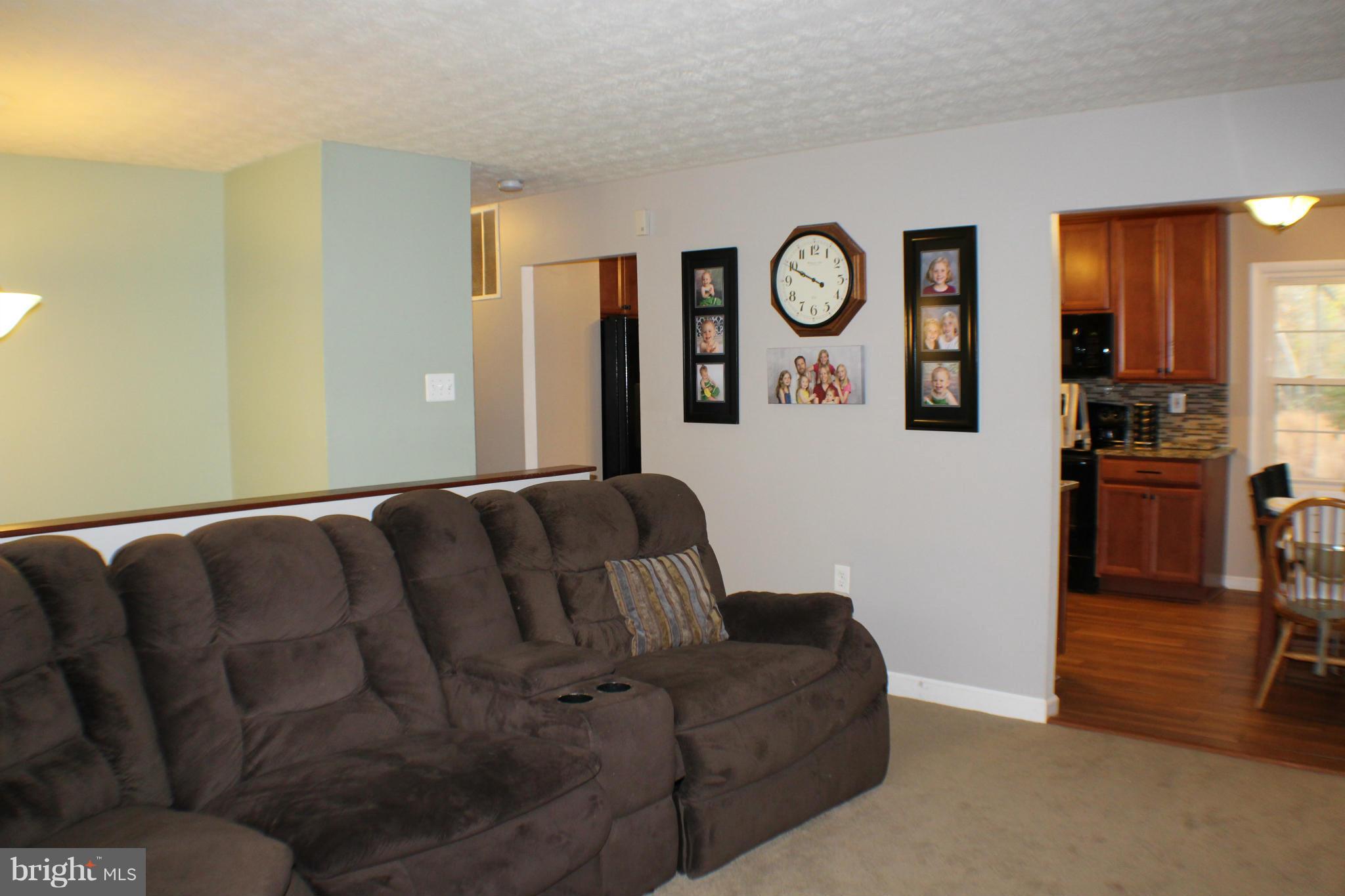 1861 Montreal Road Severn, MD 21144 - Photo 7 of 22 Living Room