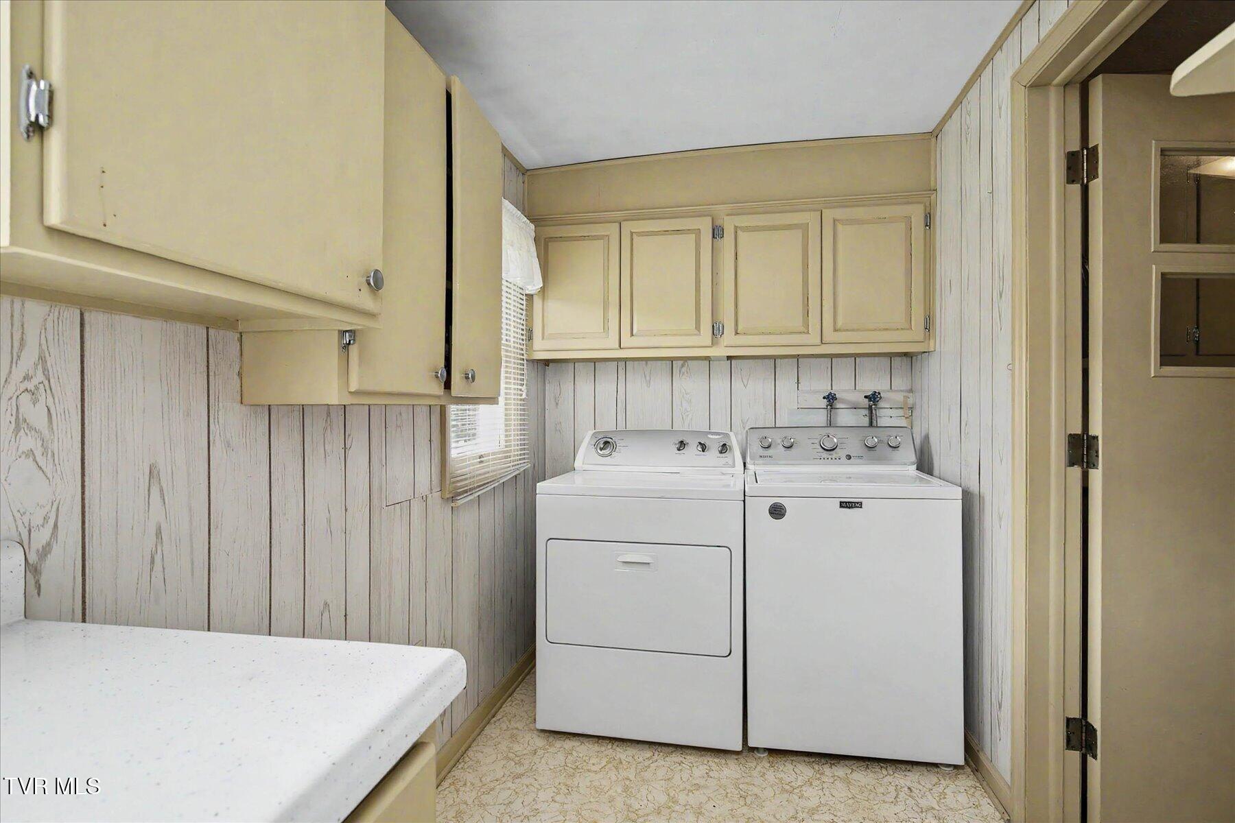 5765 Orebank Road Kingsport, TN 37664 - Photo 12 of 34 17-5765 Orebank Rd -17