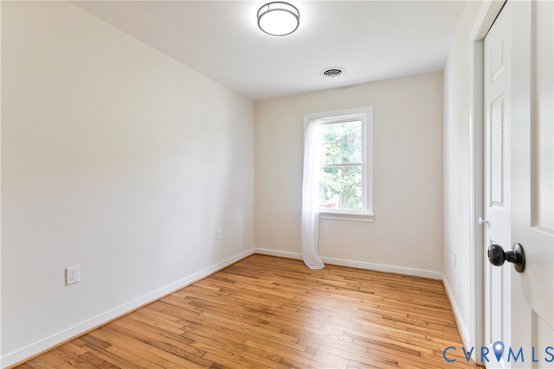 9000 Gayton Road Henrico, VA 23229 - Photo 25 of 28 3rd Bedroom