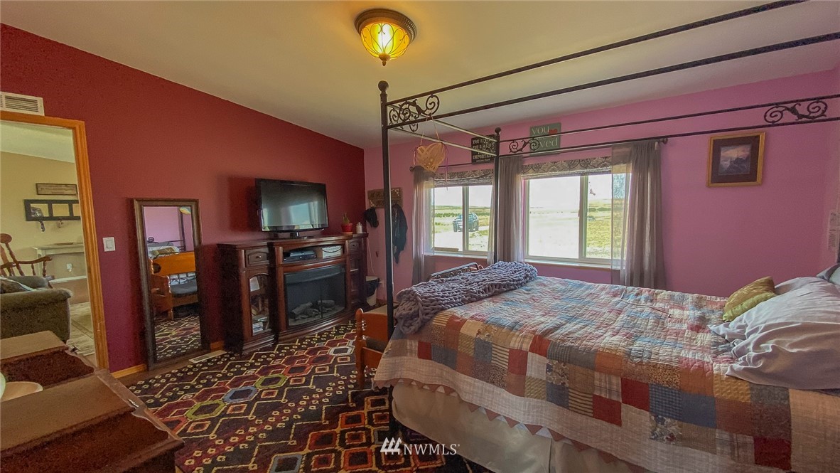 2365 Neergaard Road Ritzville, WA 99169 - Photo 13 of 40