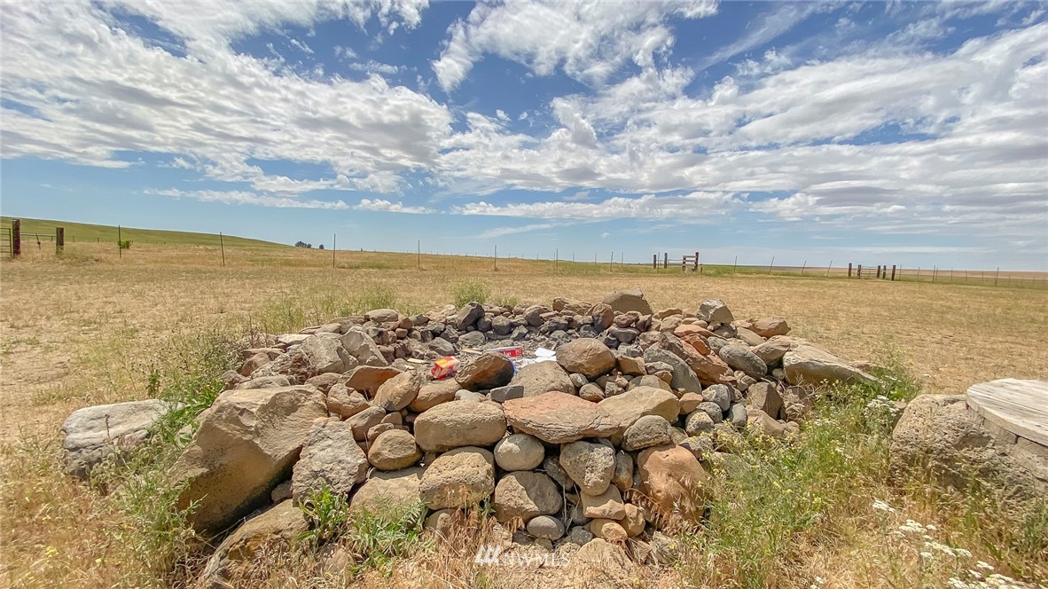 2365 Neergaard Road Ritzville, WA 99169 - Photo 6 of 40