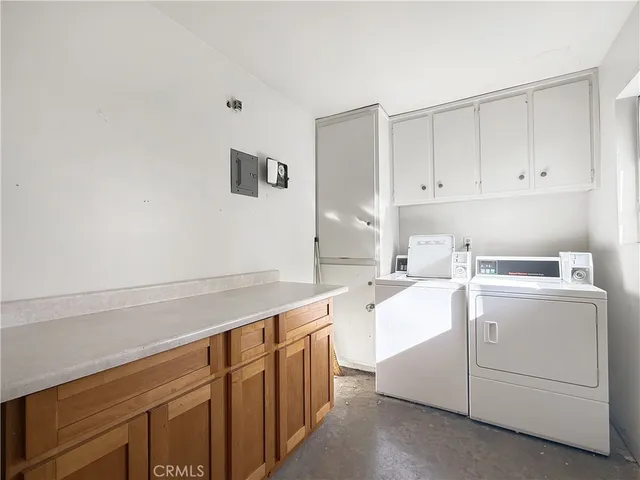 $3,000 | 860 North Stonewood Street, La Habra, CA 90631