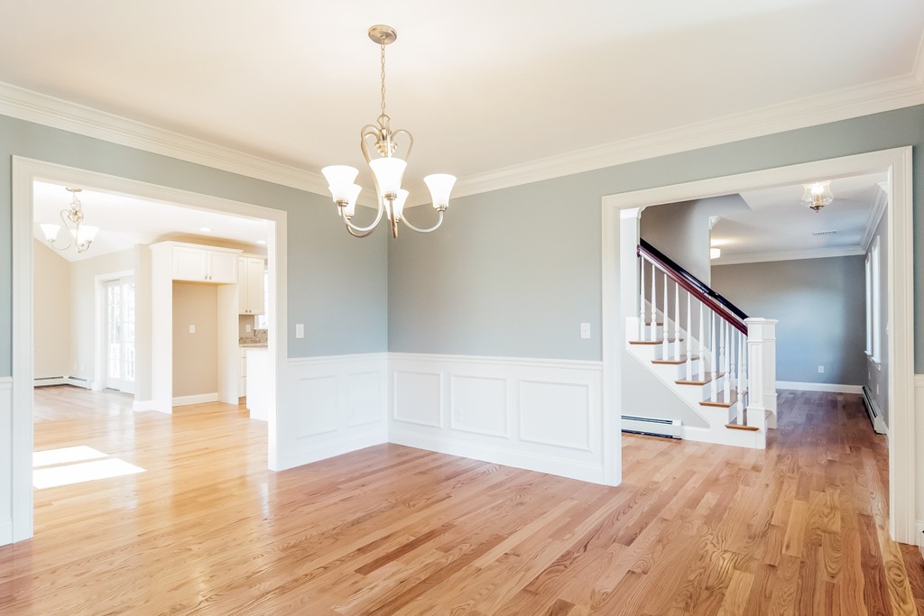 514 Holly Road Marshfield, MA 02050 - Photo 4 of 23 Gallery Image 4