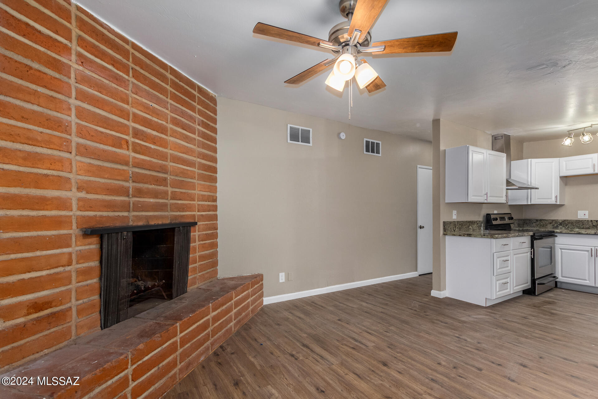 2057 West Wetmore Road Tucson, AZ 85705 - Photo 14 of 37 Gallery Image 14