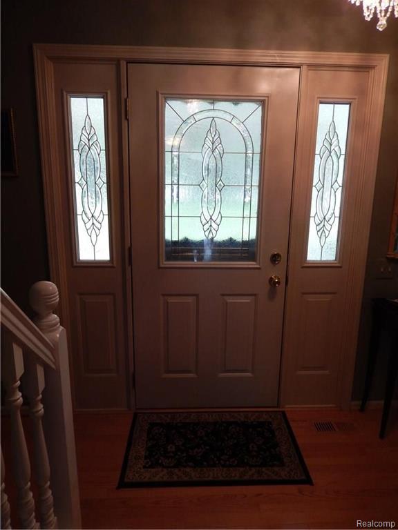 960 West Rose Center Road Holly, MI 48442 - Photo 6 of 74