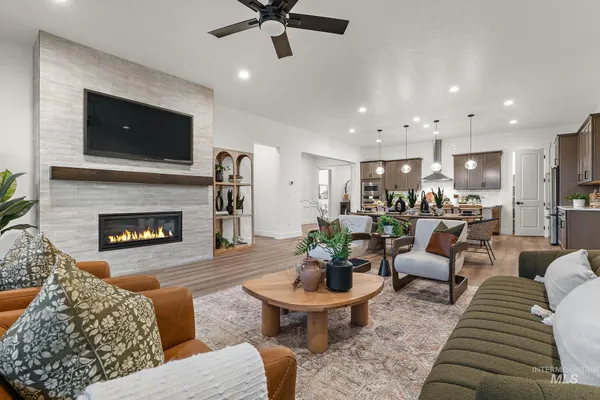 $870,990 | Tbd North Kenora Avenue, Star, ID 83669