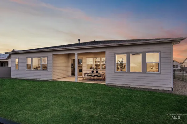 $870,990 | Tbd North Kenora Avenue, Star, ID 83669