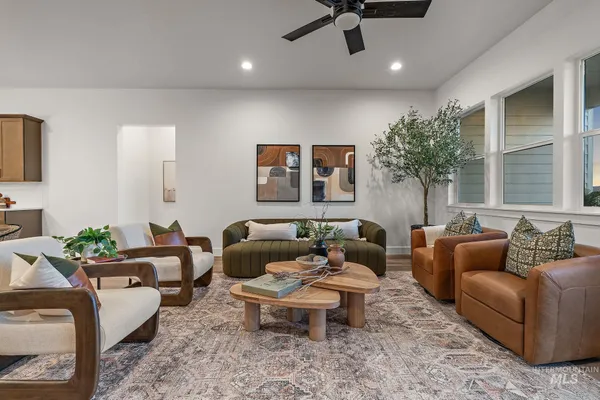 $870,990 | Tbd North Kenora Avenue, Star, ID 83669