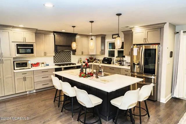 $1,150,000 | 112 Melrose Terrace, Linden, NJ 07036