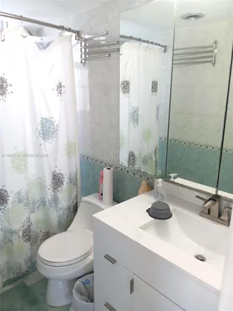 $2,900 | 3703 Northeast 166th Street, Unit 401, North Miami Beach, FL 33160