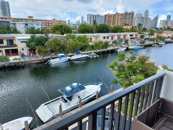 $2,900 | 3703 Northeast 166th Street, Unit 401, North Miami Beach, FL 33160