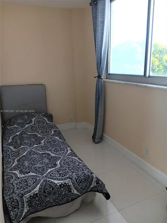 $2,900 | 3703 Northeast 166th Street, Unit 401, North Miami Beach, FL 33160