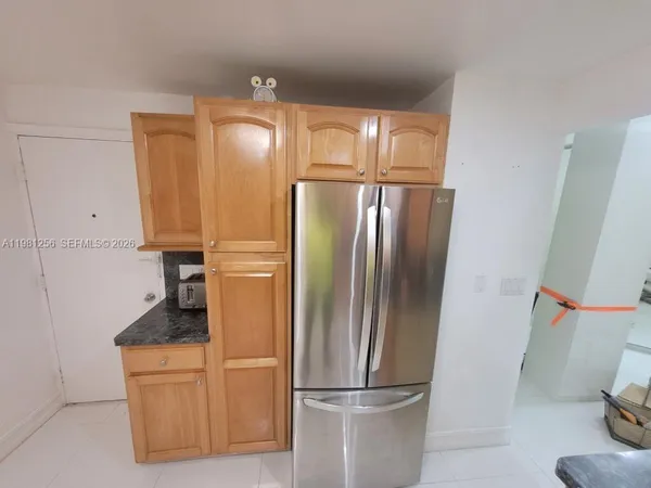 $2,900 | 3703 Northeast 166th Street, Unit 401, North Miami Beach, FL 33160