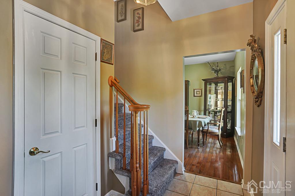 7 Decatur Court Ringoes, NJ 08551 - Photo 6 of 33 Gallery Image 6