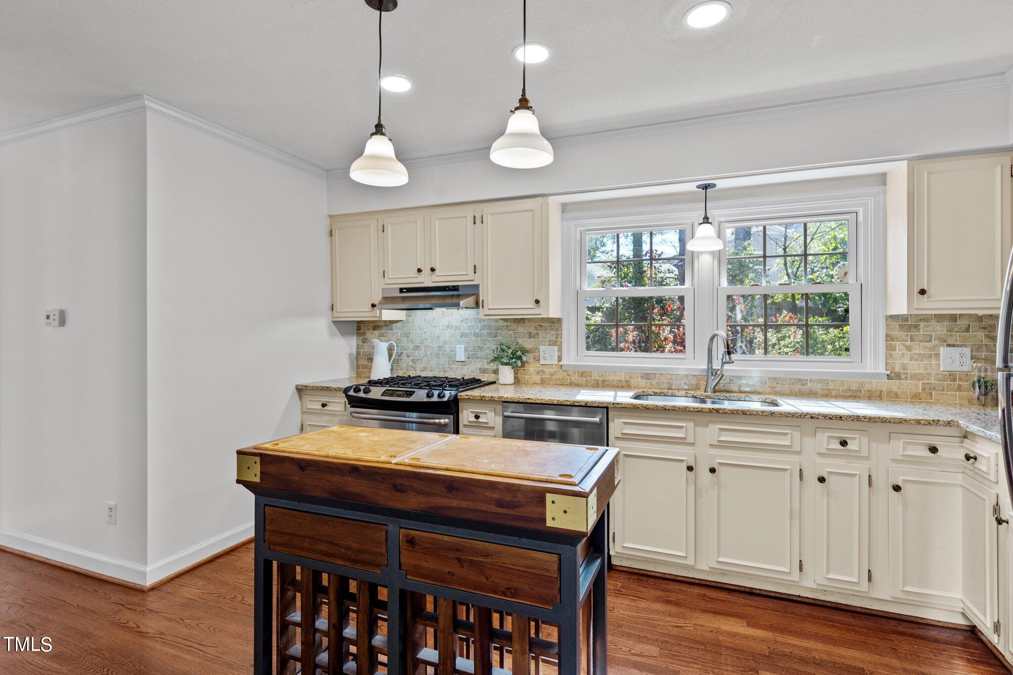 1324 Ravenhurst Drive Raleigh, NC 27615 - Photo 15 of 65 13-web-or-mls-8Y3A9028