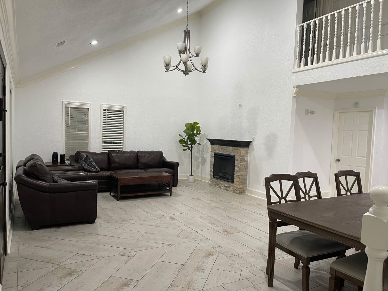 8129 Lemon Tree Street Port Arthur, TX 77642 - Photo 5 of 24