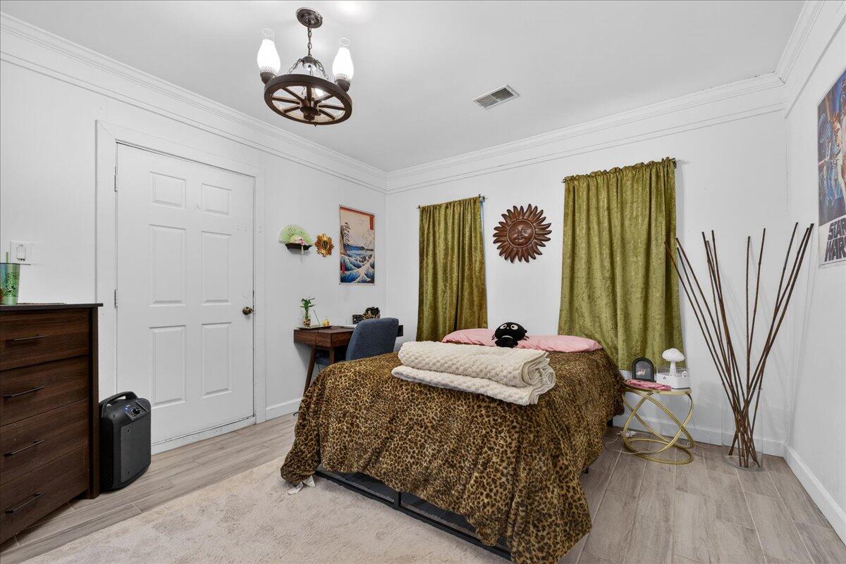 228 Laurel Avenue Goose Creek, SC 29445 - Photo 11 of 26 12-Maddie Breggia - DSC01761